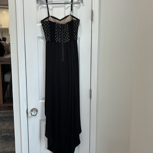 BCBG MAXAZRIA DRESS - Picture 4 of 6